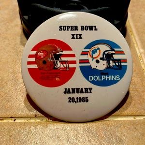 1985 Super Bowl XIX pin (great bundle item)